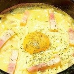 新潟肉と海鮮・50種の地酒 つるまる - 石焼きカルボナーラ