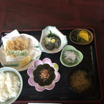 池田丸 - 名物定食 1,300円☆
            生しらす♪ ブラ☆ブラ☆ブラボ〜♪♪♪ ＼(^o^)／