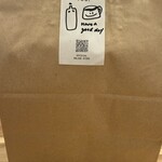 ブルーボトルコーヒー 福岡天神カフェ - ドリンク写真:紙袋