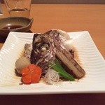 大潮荘 - 鯛のアラ炊き