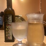 サイゼリヤ - ドリンク写真:白ワイン大