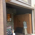 トラットリア ダ コヴィーノ - 外観