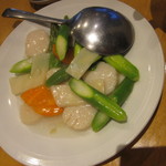 湘南火鍋房 - ホタテと野菜の炒め物