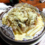 よし半 - 豚肉のチーズ焼