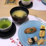 鮨・割烹 花絵巻 - 最後は自慢のお寿司とお味噌汁