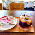 自家焙煎珈琲ゆらふる - ケーキ&アイスティー