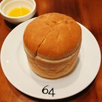Bar＆Bistro 64 - オリーブブレッド