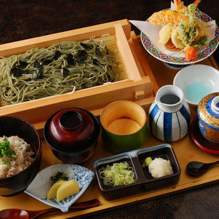 ◆Feel the Japanese heart. ``Soba'' has a fresh taste and aroma.