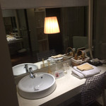 ピーク・ラウンジ - 