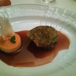 オザワ - 牛タンの赤ワイン煮