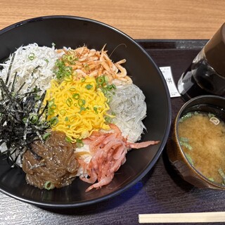 海の幸と山の幸 するが食堂_0