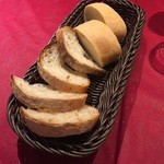 2Leoni - コースのパンは3種類　2015.05