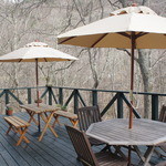 ゲストハウス　クロイツェル - 晴れた日にはテラスで食事