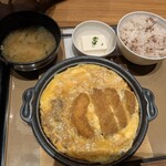 やよい軒 - 料理写真: