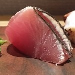 和人良 - 【H27.5.24】御造里盛り合わせ１３５０円～。鰹。