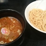 大勝軒まるいち - 半つけ麺（辛み１）