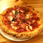 生ハム乗せマルゲリータ!!＼(◎o◎)／！