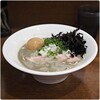 煮干し中華そば 魚魚 - 料理写真:濃厚煮干 1050円 味玉 100円