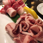 長堂屋 - 焼き肉
      三枚肉と何か(ド忘れ)