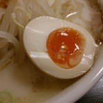 らーめん山猫亭 - 味玉