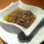 【2015年5月ディナー】乾燥空豆のズッパ：空豆の皮まで含んだズッパは実に面白い。また、うまみが濃厚。