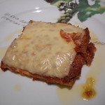 エノテカ・オルモ・デル・カウカソ - 鹿角短角牛のラザニア