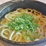 麺楽 - かけうどん300円