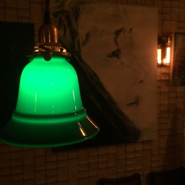 レッドチェアー アンティークス （RED CHAIR Antiques