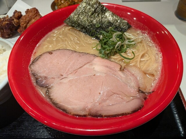 ラーメンたろう トアロード店 - 旧居留地・大丸前/ラーメン | 食べログ