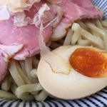 ふく流らーめん 轍 - 味玉！