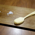 セララバアド - スプーン型のクルトン