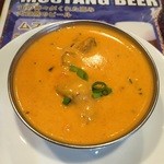 Satkar - 追加３００円のバターチキンカレー。小さめ。