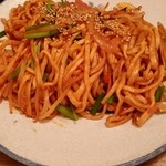 沖縄風居酒屋 グルくん - 沖縄そばの焼きそばナポリタン風