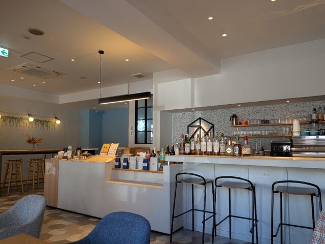 Z/X COFFEE 新栄店 （ゼクス コーヒー）のご予約 - 新栄町/カフェ