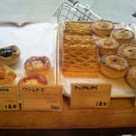 ハタダベーカリー - 