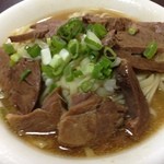 Gang Yuan Beef Noodle Restaurant - 牛肉拌麵(2014年12月、110NT$、約440円)