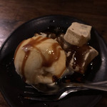 飛騨牛一頭買い 焼肉・かんかこ - バニラアイスわらび餅添え