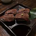 飛騨牛一頭買い 焼肉・かんかこ - 飛騨牛握り