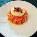 ピアットリッコ - 紅ずわいがにのトマトクリームパスタ　モッツァレラチーズの炙り焼き添え