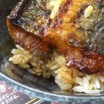 無添くら寿司 韮崎店 - 斜めにカットしてあるので、暑く見える