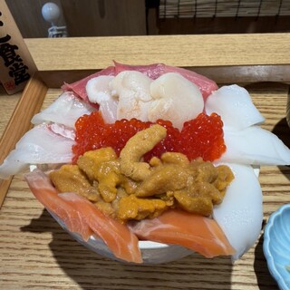 立ち食い海鮮丼 みこ食堂_0