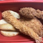 松のや - 料理写真:惣菜フェア アジフライ1エビフライ1カキフライ2皮付きハーフポテト¥490
