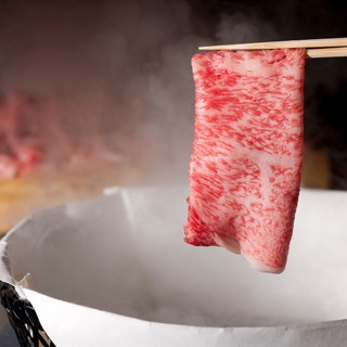 ◆ 店家旁的「Shabu-Sukiya」提供涮涮鍋和寿喜烧。