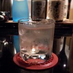 くまBAR  - グラスなもヤツがいる