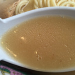 長崎楼 - 2015年5月下旬 今迄とちょっと色合いが違って見えたスープ。