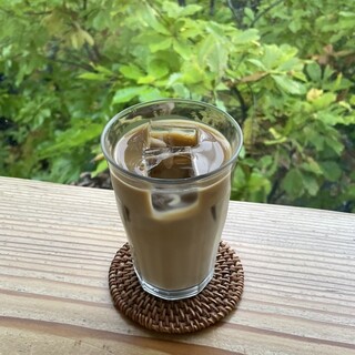 カフェ 崖の上_0