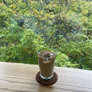 カフェ 崖の上_1
