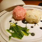 銀座　ふく太郎 - ●シュミレーション▶︎【23】とらふぐの身と皮が入った焼売はなんと紅白！　中身は同じだとか。