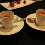 ガストロノミー ジョエル・ロブション - Le Café express ou le thé et ses douceurs sucrées