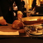 ガストロノミー ジョエル・ロブション - 切り分け…